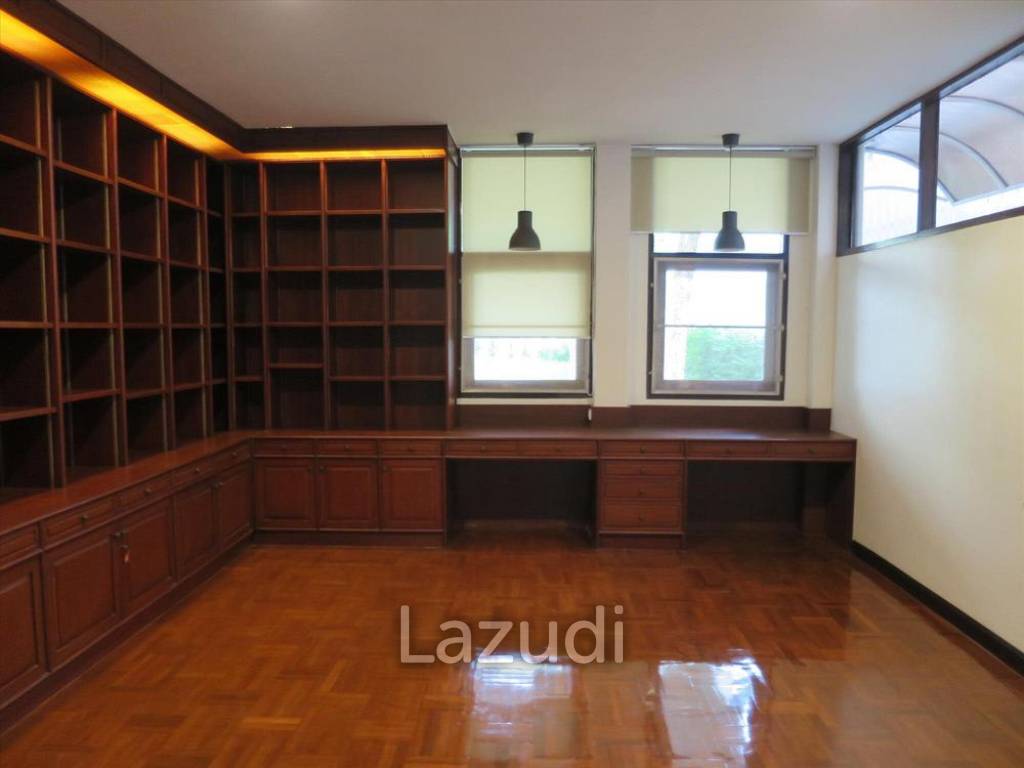 Two-Story Home in Watthana Bangkok