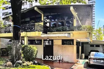 Two-Story Home in Watthana Bangkok