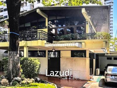 Two-Story Home in Watthana Bangkok