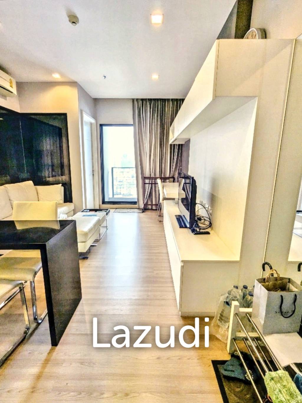 1 Bed 1 Bath 35 SQ.M Urbano Absolute Sathon-Taksin