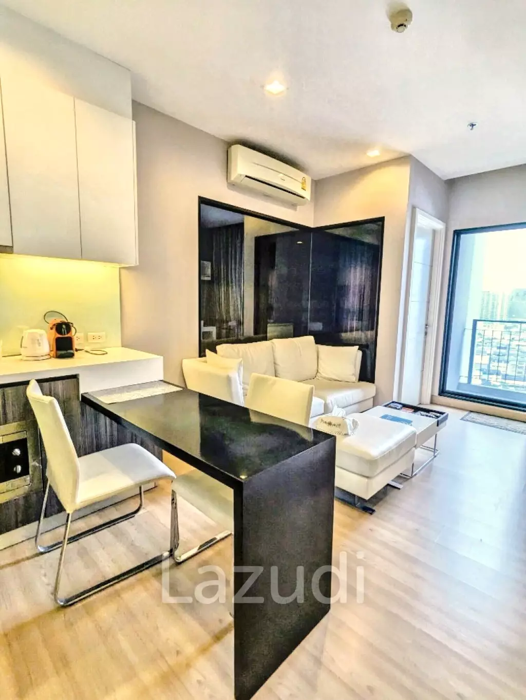 1 Bed 1 Bath 35 SQ.M Urbano Absolute Sathon-Taksin