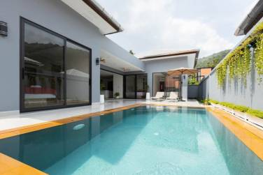 Brand New 3 Bedroom Pool Villa In Chalong