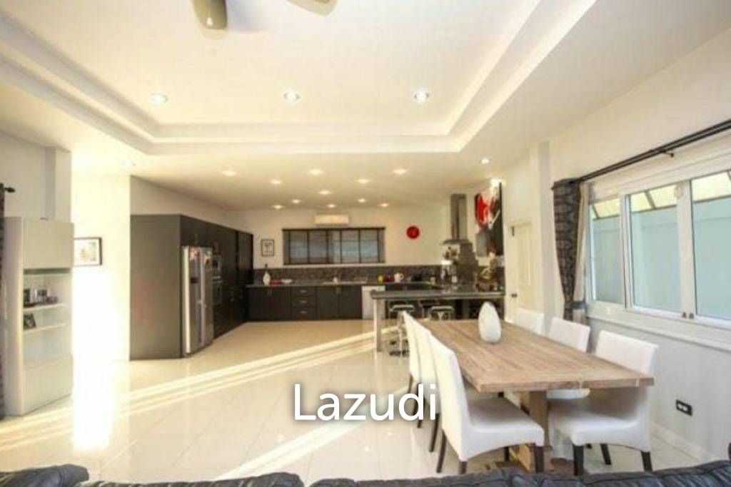 4 Bed Pool Villa 250 SQM, Nature Valley 3