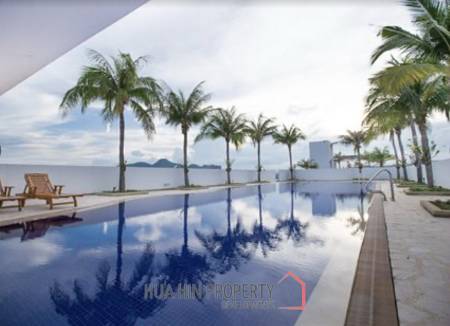 ROYAL PRINCESS HUA HIN : Luxurious 4 Bed Beachfront condo