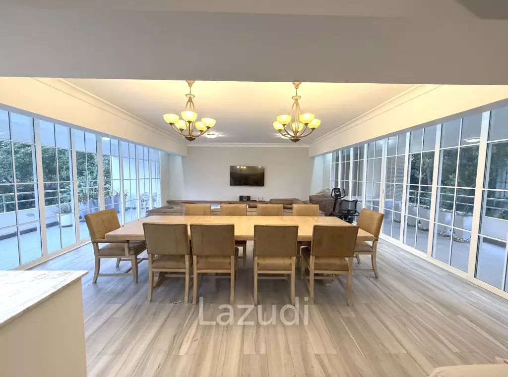 ROYAL PRINCESS HUA HIN : Luxurious 4 Bed Beachfront condo
