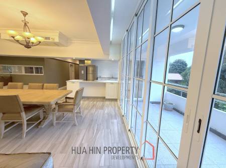 ROYAL PRINCESS HUA HIN : Luxurious 4 Bed Beachfront condo