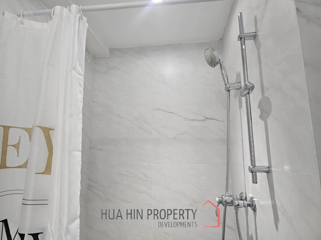 ROYAL PRINCESS HUA HIN : Luxurious 4 Bed Beachfront condo
