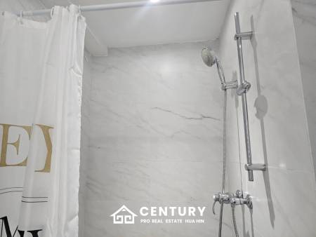 ROYAL PRINCESS HUA HIN : Luxurious 4 Bed Beachfront condo