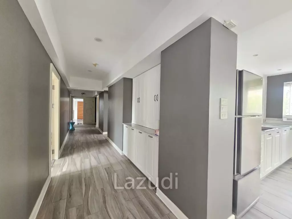 ROYAL PRINCESS HUA HIN : Luxurious 4 Bed Beachfront condo