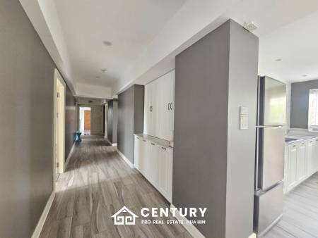 ROYAL PRINCESS HUA HIN : Luxurious 4 Bed Beachfront condo