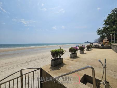 ROYAL PRINCESS HUA HIN : Luxurious 4 Bed Beachfront condo