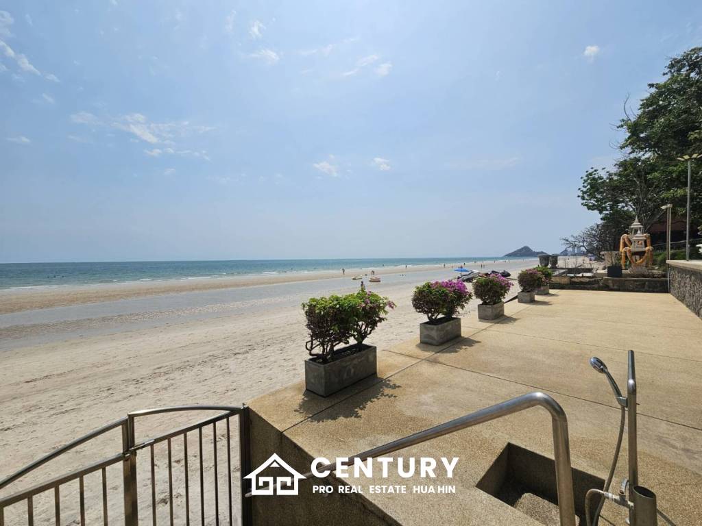 ROYAL PRINCESS HUA HIN : Luxurious 4 Bed Beachfront condo
