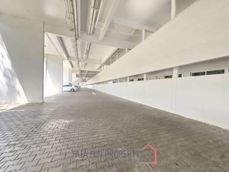 ROYAL PRINCESS HUA HIN : Luxurious 4 Bed Beachfront condo