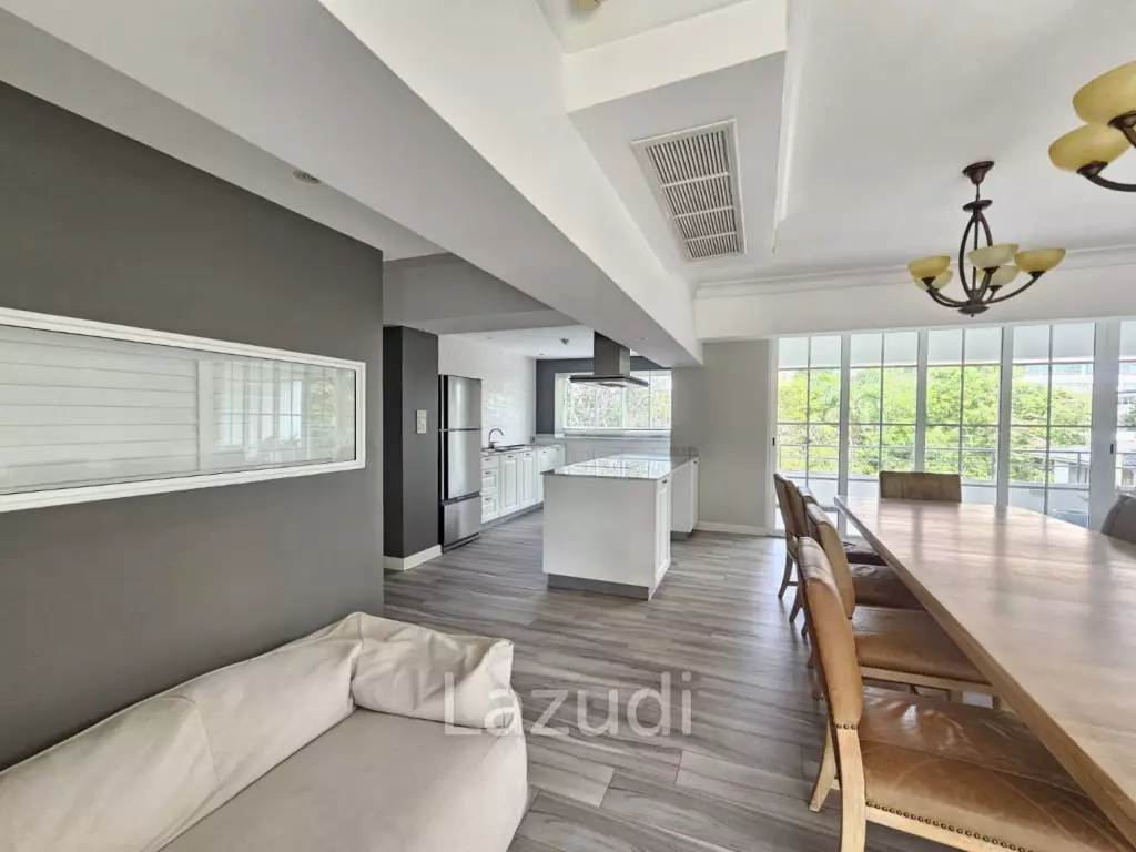 ROYAL PRINCESS HUA HIN : Luxurious 4 Bed Beachfront condo