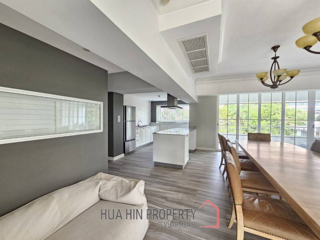 ROYAL PRINCESS HUA HIN : Luxurious 4 Bed Beachfront condo
