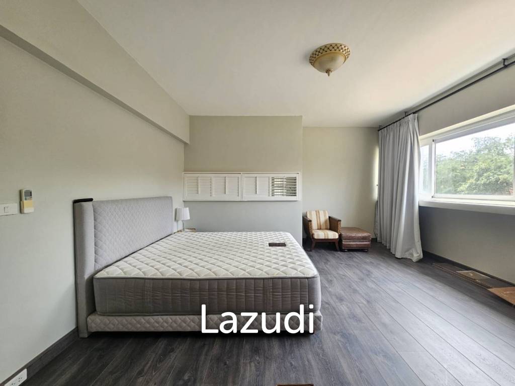 ROYAL PRINCESS HUA HIN : Luxurious 4 Bed Beachfront condo
