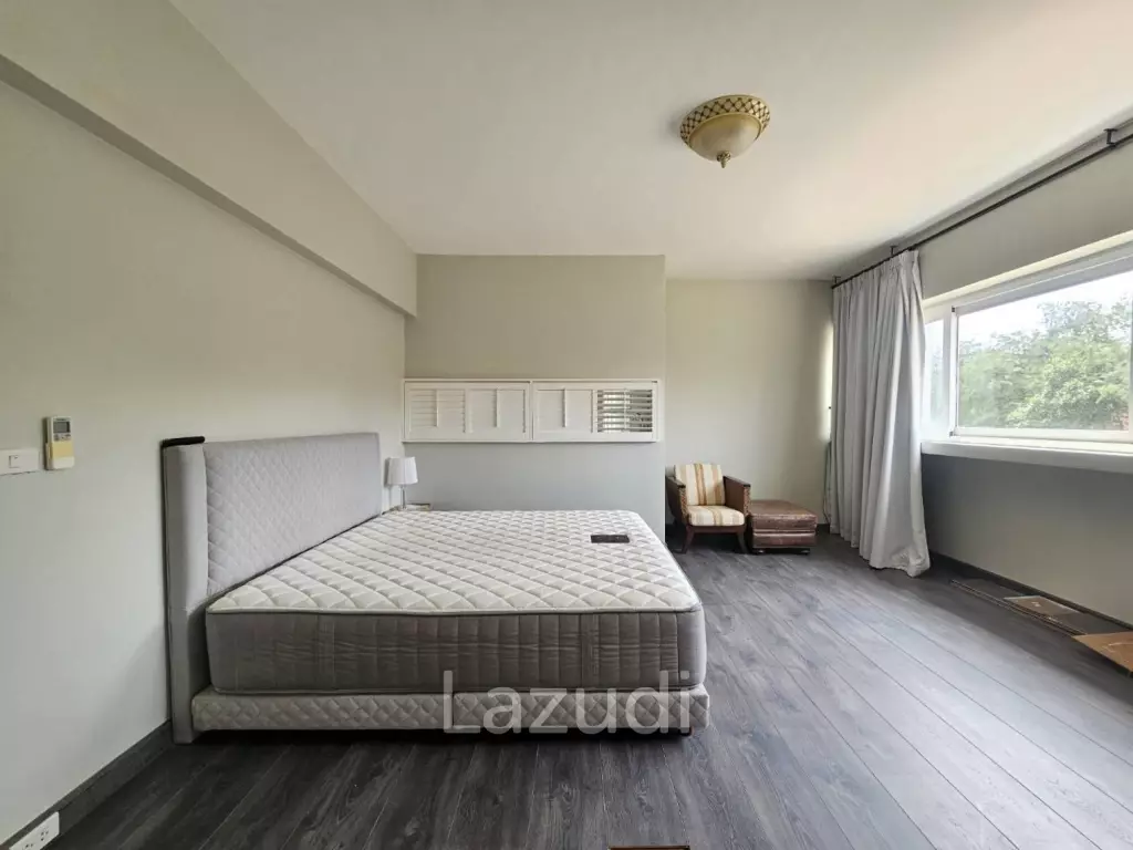 ROYAL PRINCESS HUA HIN : Luxurious 4 Bed Beachfront condo