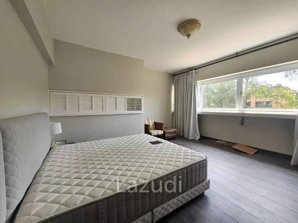 ROYAL PRINCESS HUA HIN : Luxurious 4 Bed Beachfront condo