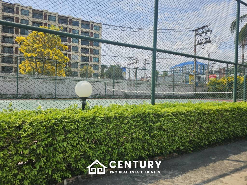 ROYAL PRINCESS HUA HIN : Luxurious 4 Bed Beachfront condo