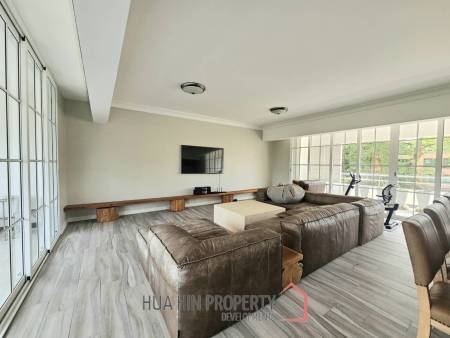 ROYAL PRINCESS HUA HIN : Luxurious 4 Bed Beachfront condo