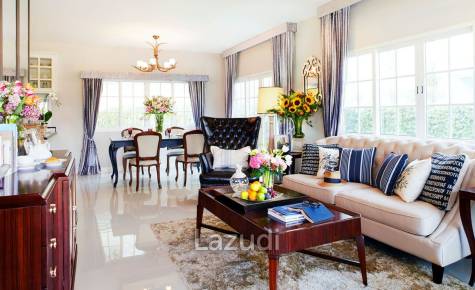 Spacious Modern Home in Burasiri Panya Indra Bangkok