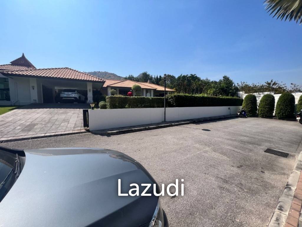 1,444 Sqm 4 Bed 5 Bath Villa For Sale