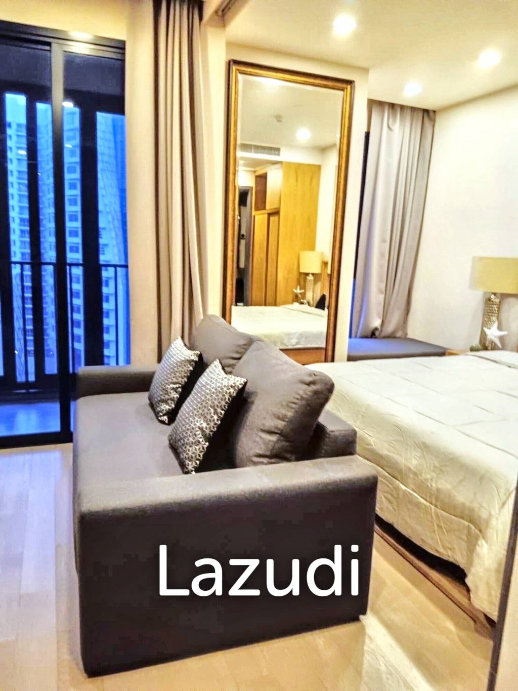 1 Bedroom 1 Bathroom 34 SQM. Ashton Asoke
