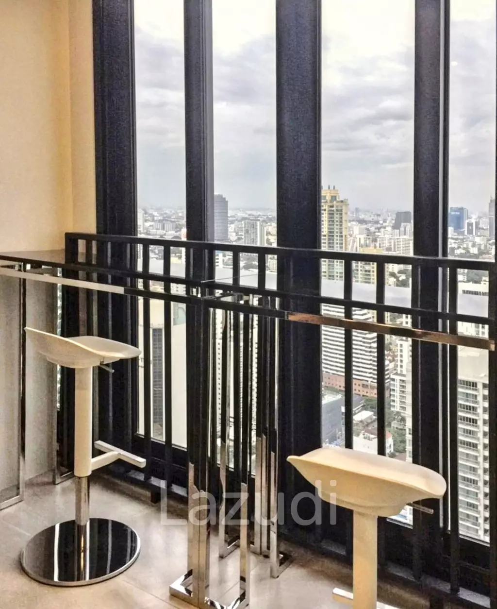 1 Bedroom 1 Bathroom 34 SQM. Ashton Asoke