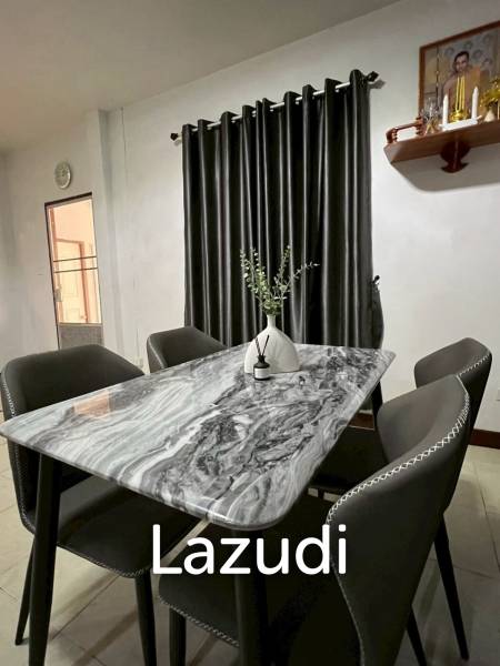 2 Bedrooms Single-Storey House For Rent in Great Community