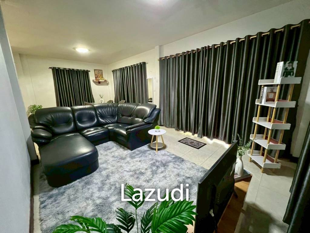 2 Bedrooms Single-Storey House For Rent in Great Community