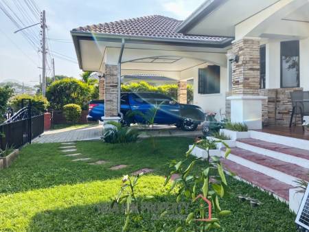 3 Bedroom Canal Front Villa with Pool in Hua Hin Laguna