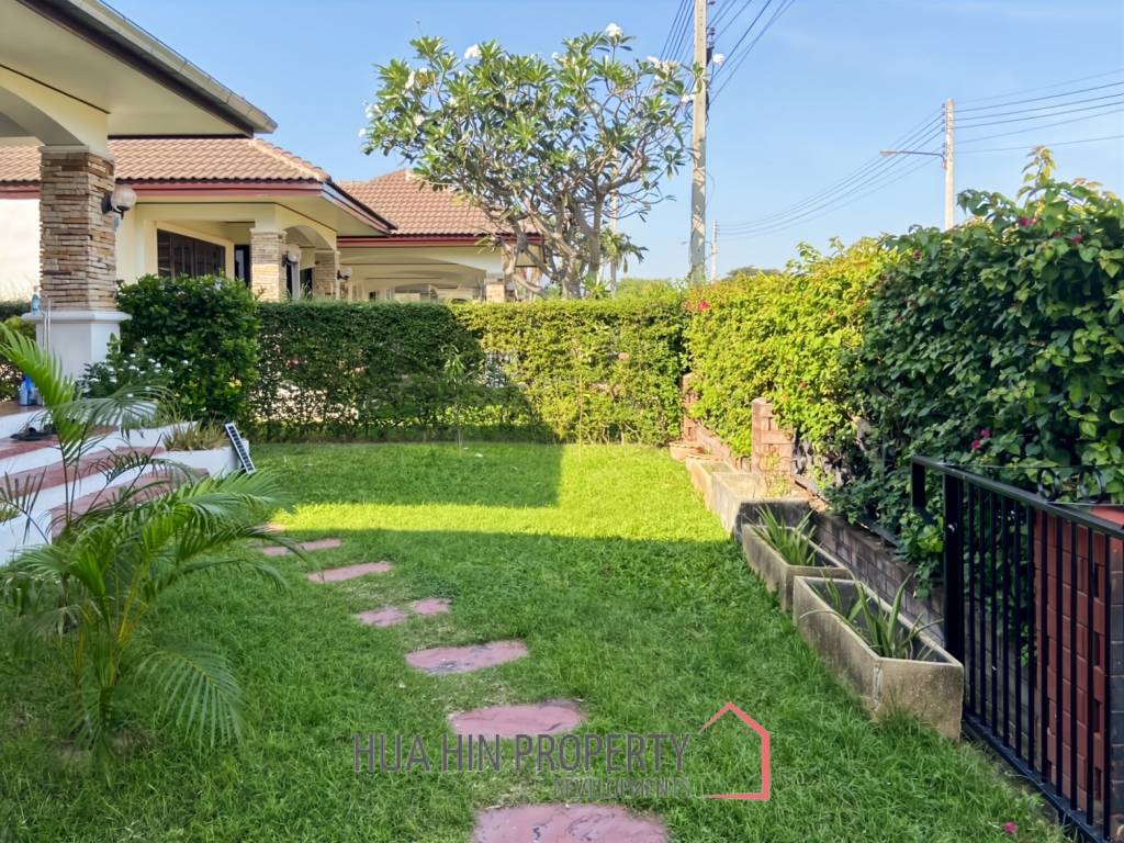 3 Bedroom Canal Front Villa with Pool in Hua Hin Laguna