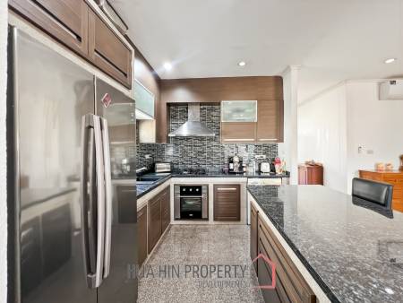 3 Bedroom Canal Front Villa with Pool in Hua Hin Laguna
