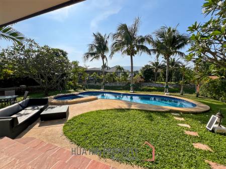 3 Bedroom Canal Front Villa with Pool in Hua Hin Laguna