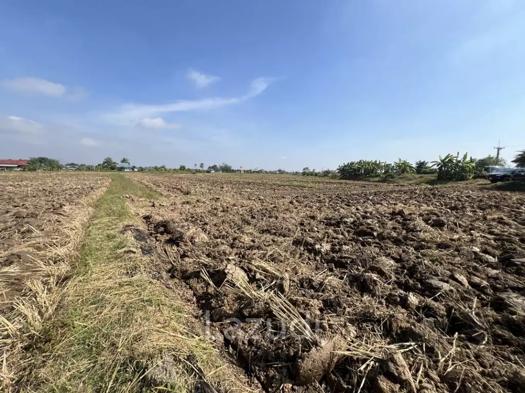 ขายที่ดิน 5 ไร่ติดคลองชลประทานและวิวภูเขา