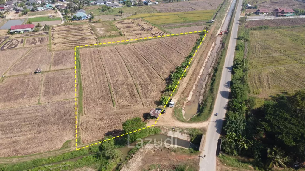 ขายที่ดิน 5 ไร่ติดคลองชลประทานและวิวภูเขา