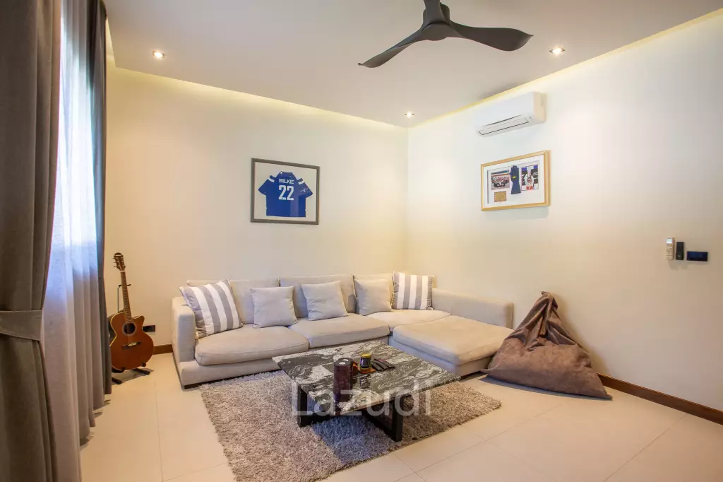 Luxury Modern 6 Bed Pool Villa with Big land plot