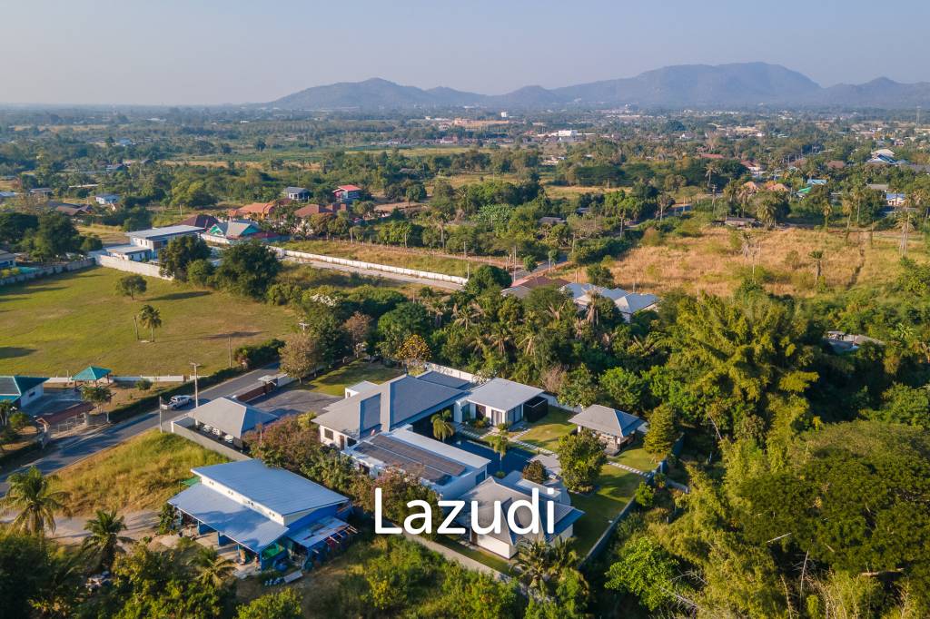 Luxury Modern 6 Bed Pool Villa with Big land plot