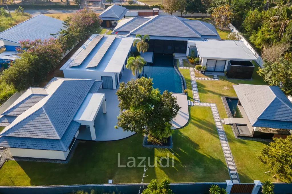 Luxury Modern 6 Bed Pool Villa with Big land plot