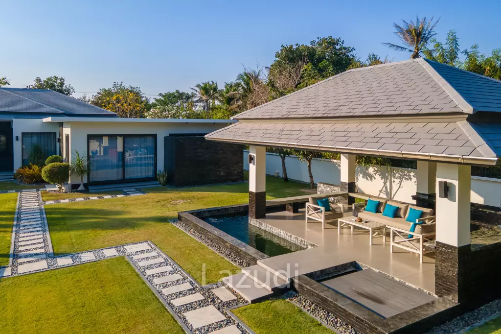 Luxury Modern 6 Bed Pool Villa with Big land plot