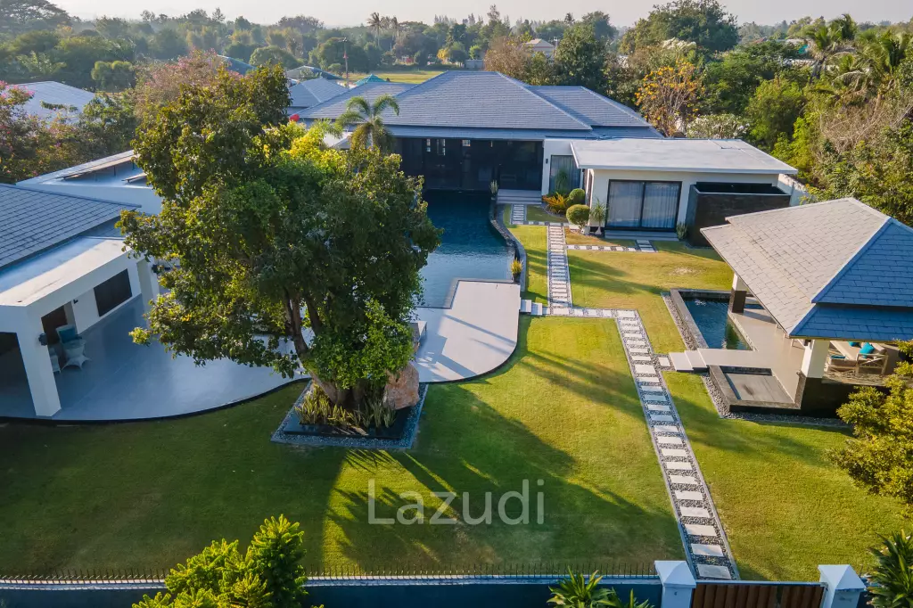 Luxury Modern 6 Bed Pool Villa with Big land plot