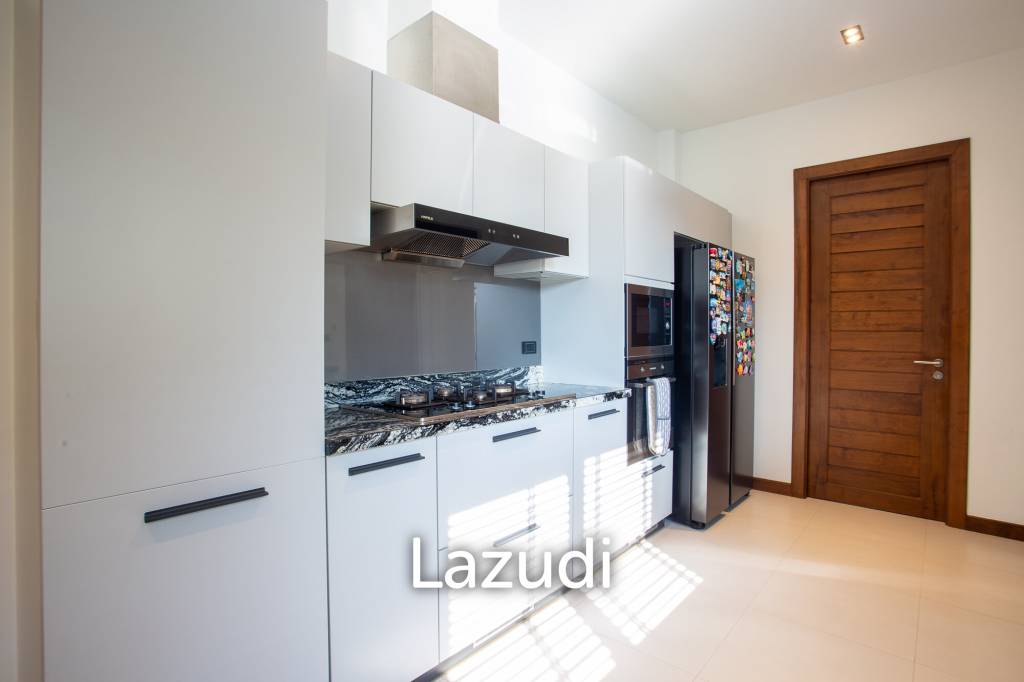 Luxury Modern 6 Bed Pool Villa with Big land plot