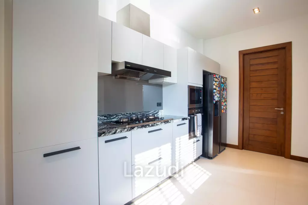 Luxury Modern 6 Bed Pool Villa with Big land plot