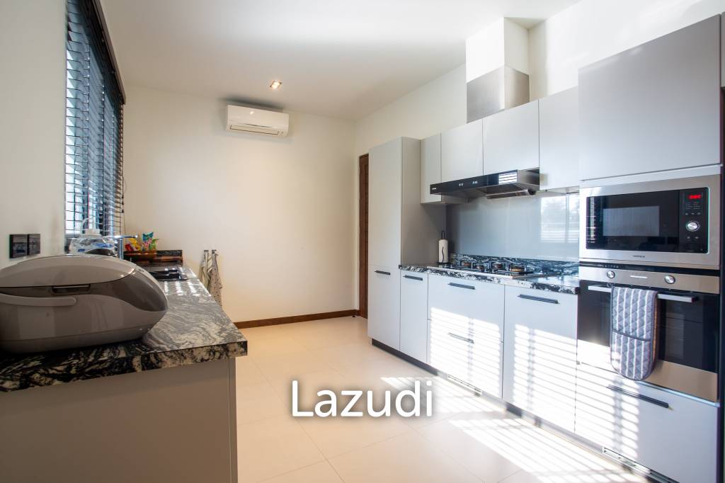 Luxury Modern 6 Bed Pool Villa with Big land plot