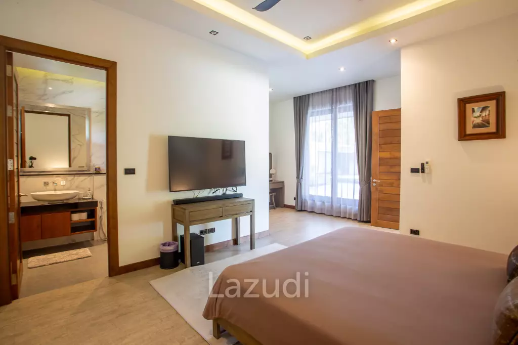 Luxury Modern 6 Bed Pool Villa with Big land plot