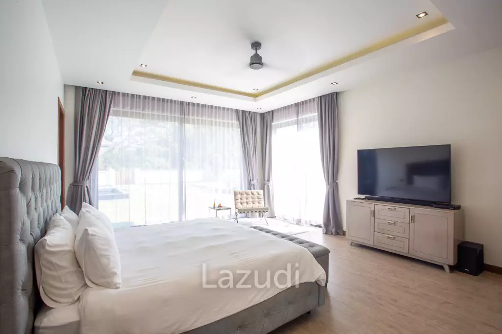Luxury Modern 6 Bed Pool Villa with Big land plot