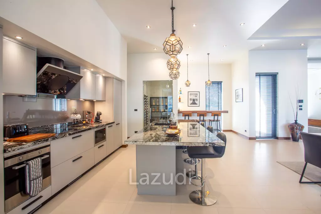 Luxury Modern 6 Bed Pool Villa with Big land plot