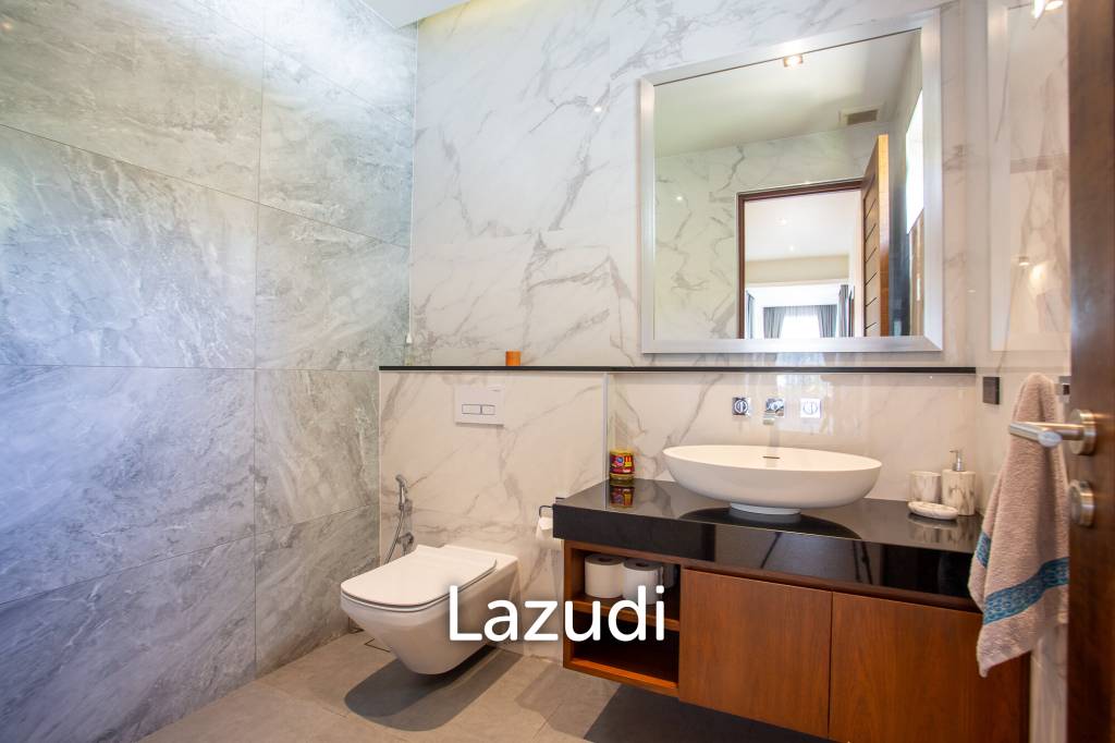 Luxury Modern 6 Bed Pool Villa with Big land plot