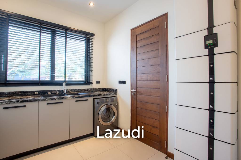 Luxury Modern 6 Bed Pool Villa with Big land plot