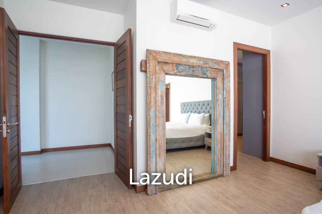 Luxury Modern 6 Bed Pool Villa with Big land plot